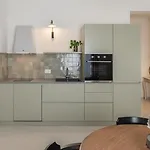 Living U Homesuites 4* 莱切