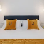 Living U Homesuites 公寓式酒店