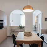 Living U Homesuites 公寓式酒店 莱切