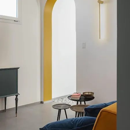 Living U Homesuites Апарт-отель