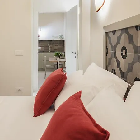 Living U Homesuites 4* Lecce