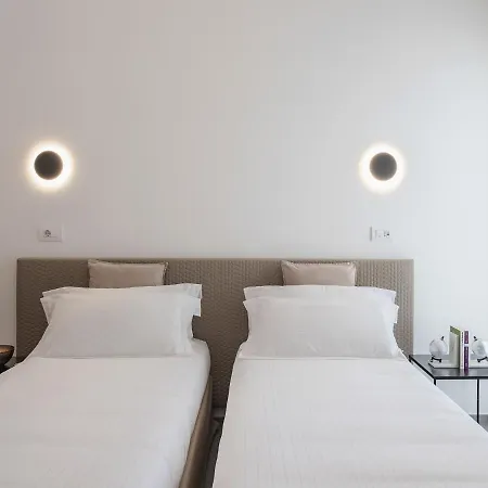 Hotel apartamentowy Living U Homesuites