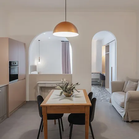 شقة فندقية Living U Homesuites