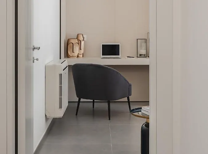 Living U Homesuites Aparthotel 4*