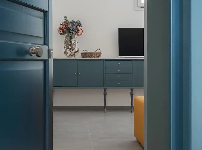 Living U Homesuites Aparthotel