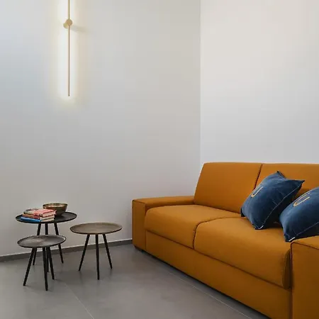 Living U Homesuites Aparthotel Lecce