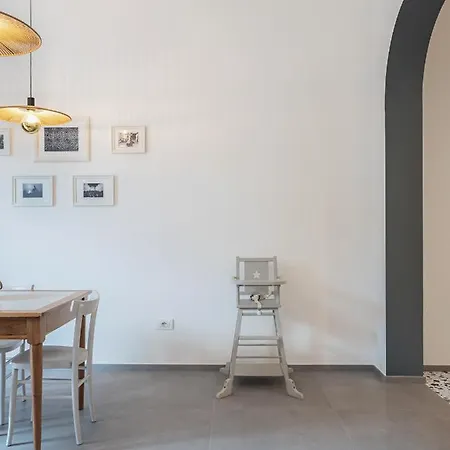 Living U Homesuites Aparthotel