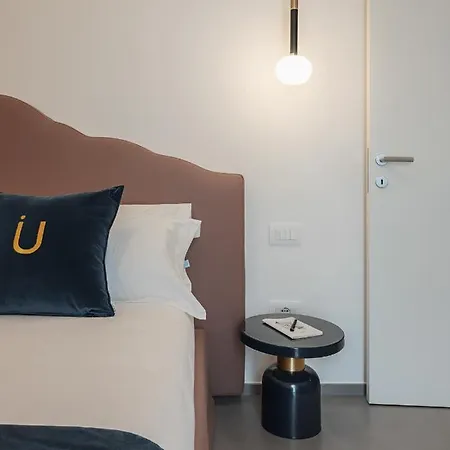 Aparthotel Living U Homesuites *