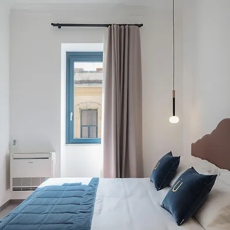 Apart-hotel Living U Homesuites