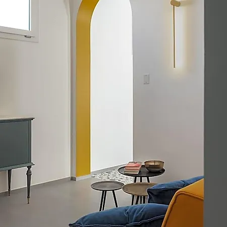Living U Homesuites Ξενοδοχείο με διαμερίσματα 4*