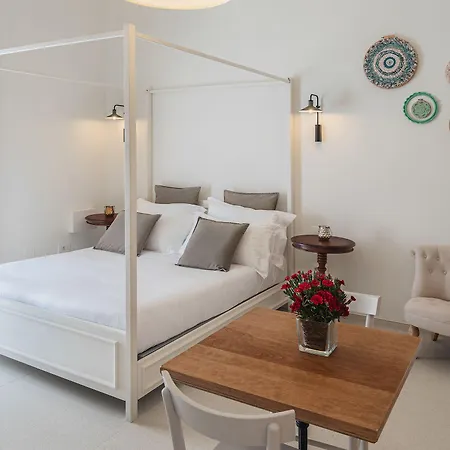 Living U Homesuites 4* Lecce
