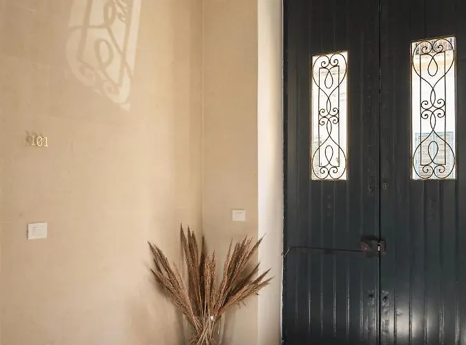 Living U Homesuites Lecce