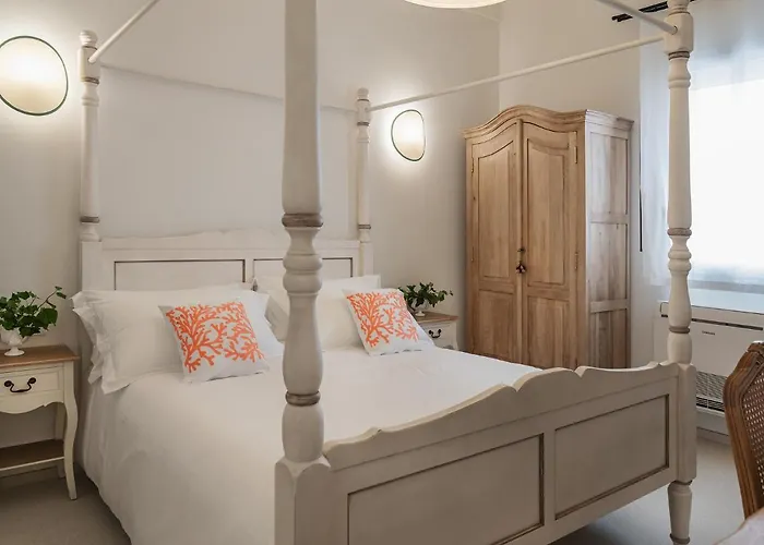 Apart-hotel Living U Homesuites Lecce