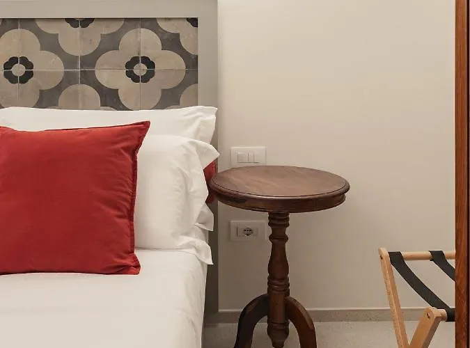 Living U Homesuites Apart Otel 4*